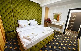 Emir Palace Hotel